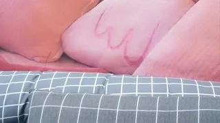 娇妻 雪白 呻吟-美女学生妹子是男友的乖母狗，戴着狗炼项圈乖乖让男友无套抽插~