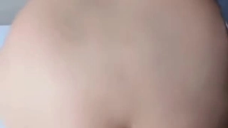 娇妻 雪白 呻吟-美女学生妹子是男友的乖母狗，戴着狗炼项圈乖乖让男友无套抽插~
